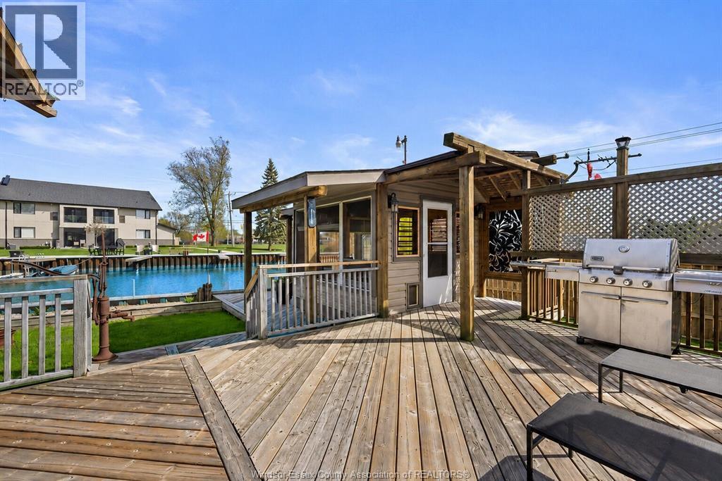 192 Mill, Lakeshore, ON - Outdoor With Above Ground Pool With Deck Patio Veranda With Exterior