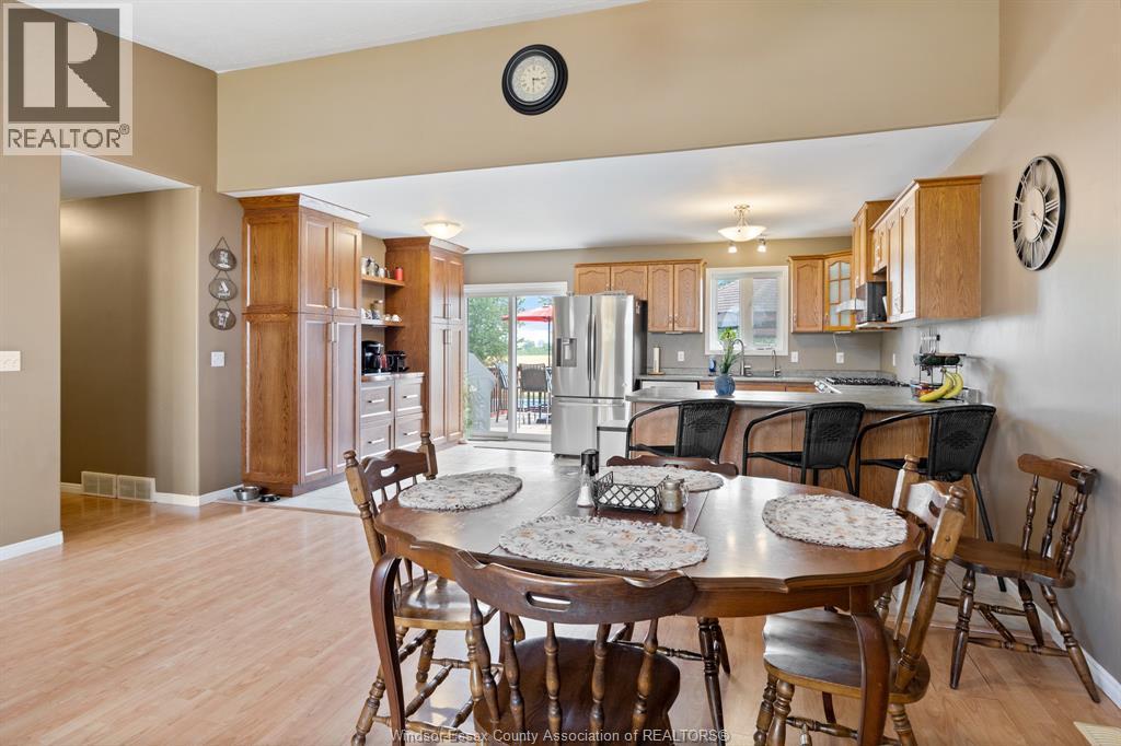 7841 Collison Sideroad, Amherstburg, ON - Indoor Photo Showing Dining Room