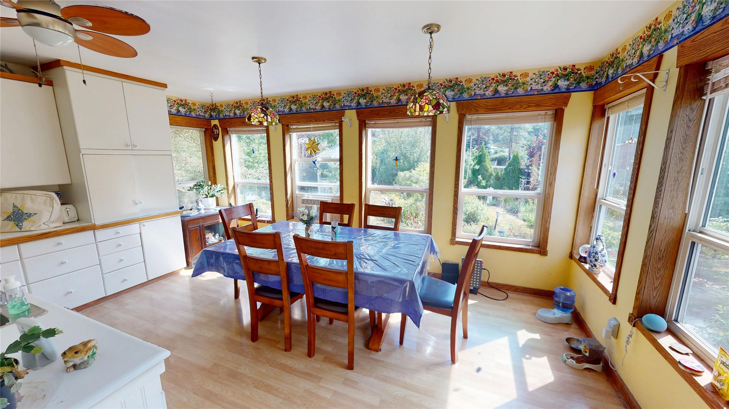 6312 Balsam Road, Wasa, BC - Indoor Photo Showing Dining Room