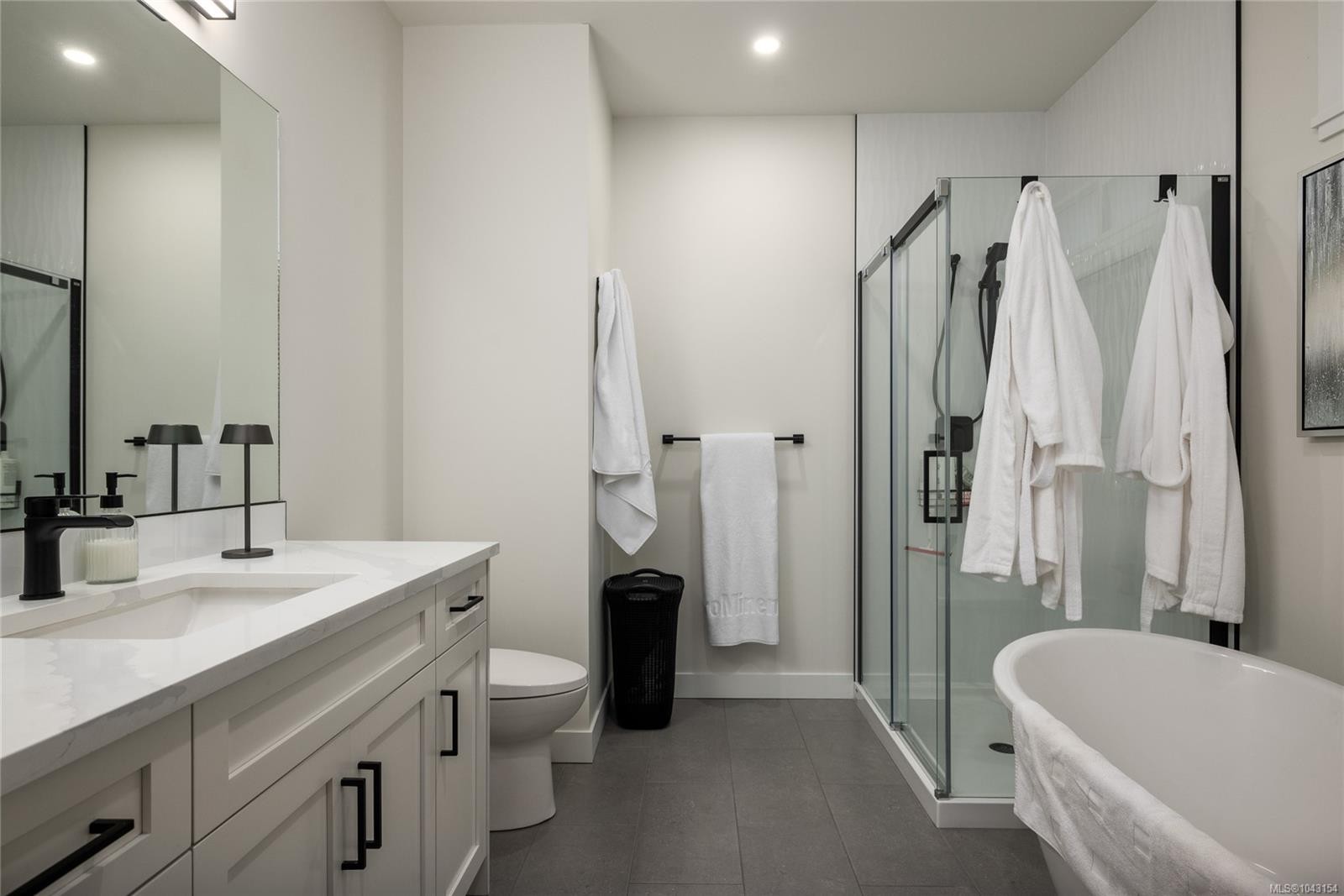 940 Craig Rd, Ladysmith, BC