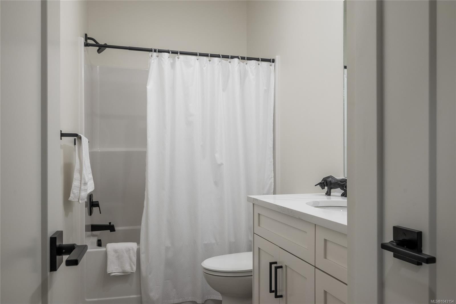 940 Craig Rd, Ladysmith, BC
