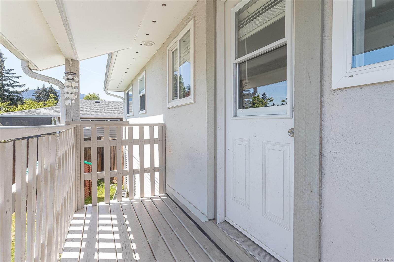 607 Fifth St, Nanaimo, BC