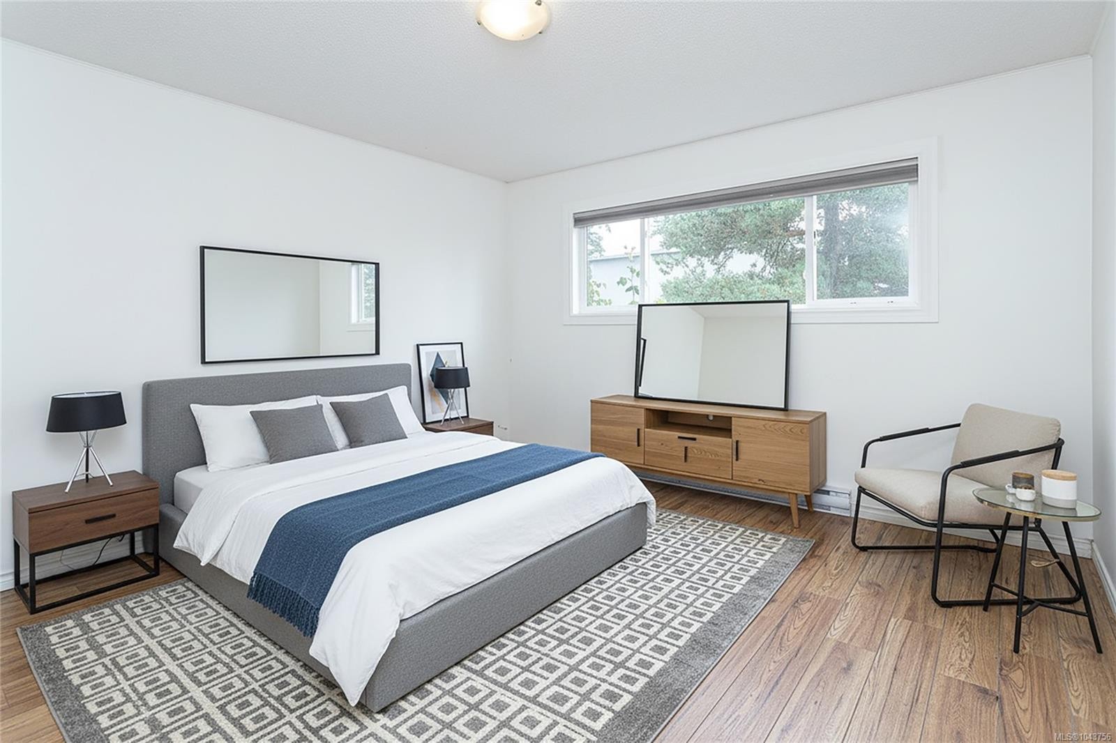 607 Fifth St, Nanaimo, BC
