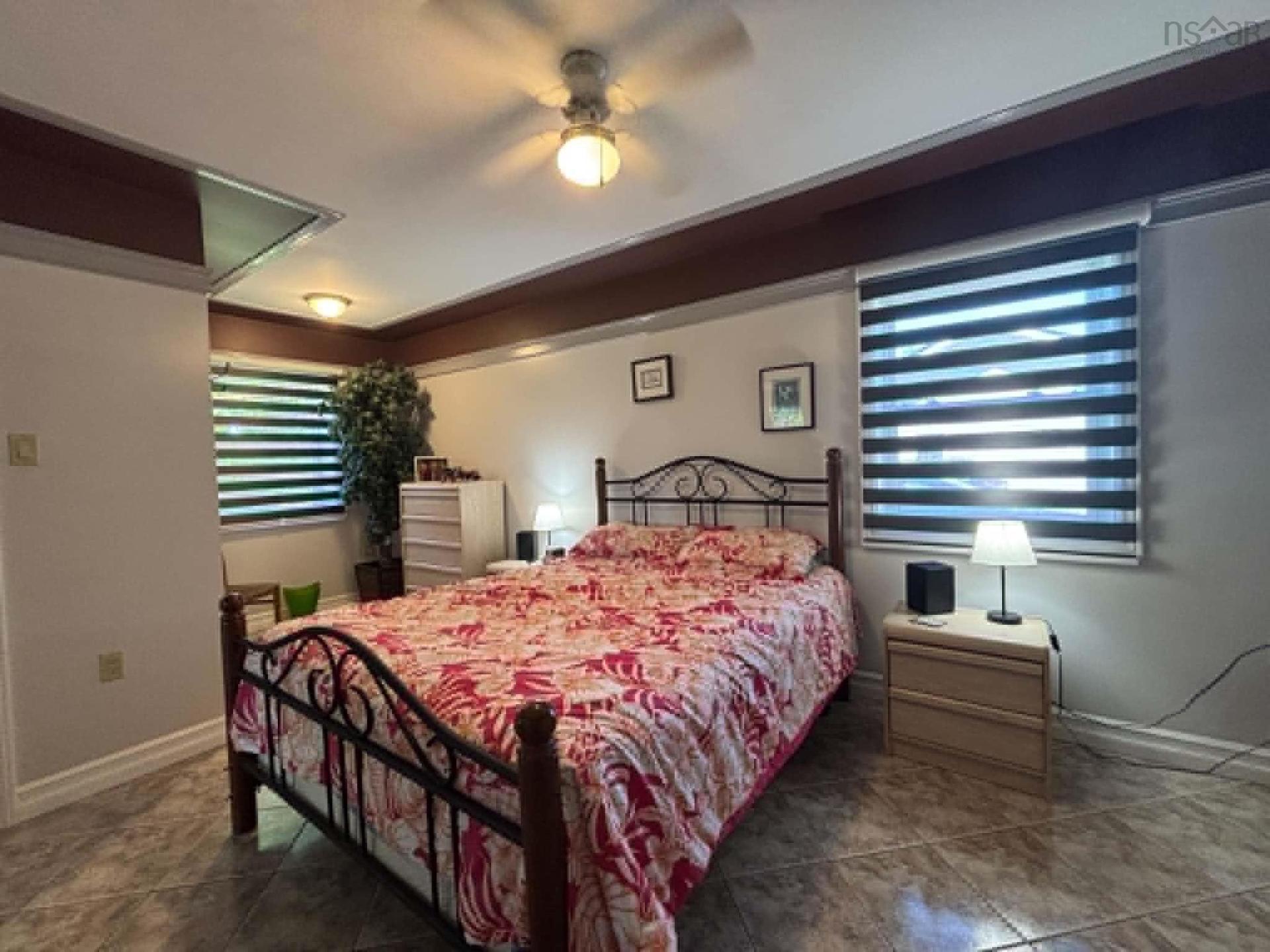 34 Clements Avenue, Yarmouth, NS - Indoor Photo Showing Bedroom