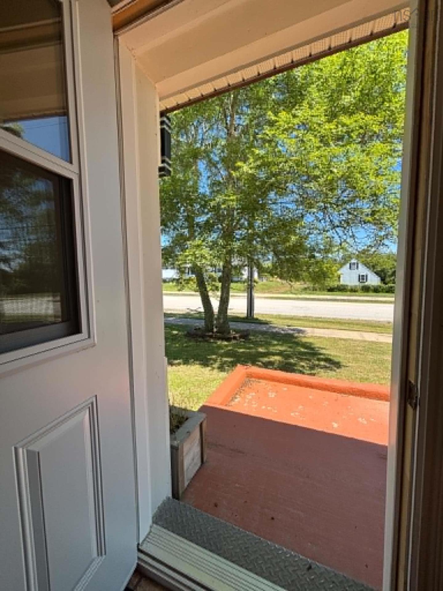 34 Clements Avenue, Yarmouth, NS - Photo Showing Other Room