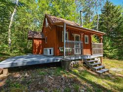 69 FOREST HEIGHTS Drive Vaughan, NS B0N 2T0