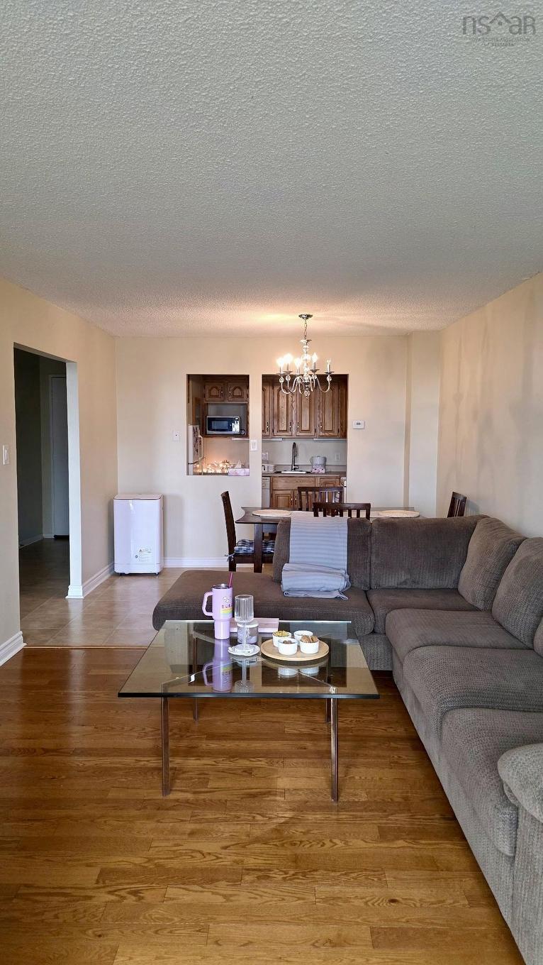 505 6369 Coburg, Halifax Peninsula, NS - Indoor Photo Showing Living Room