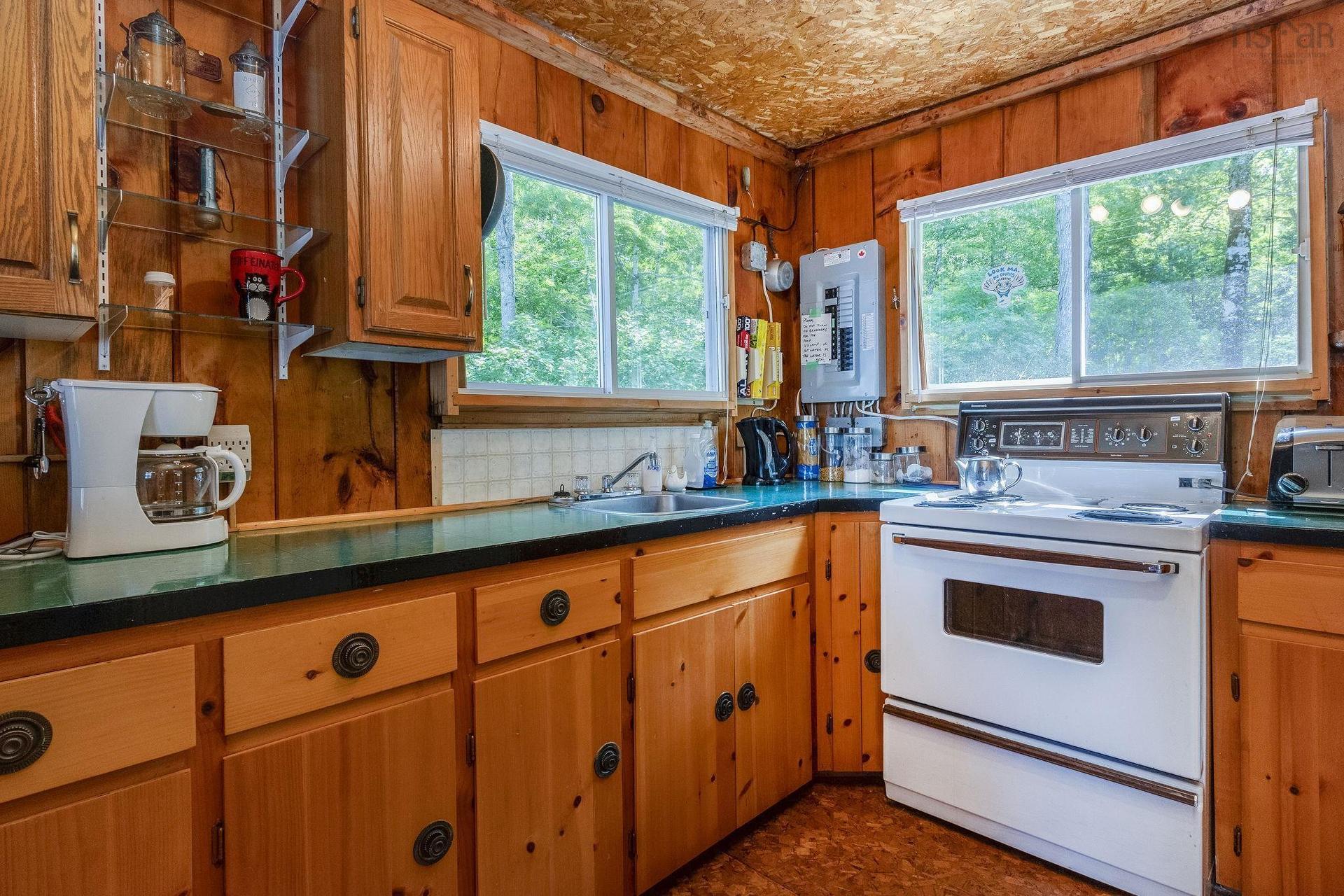 40 Hide Away Lane, Crossburn, NS - Indoor Photo Showing Kitchen
