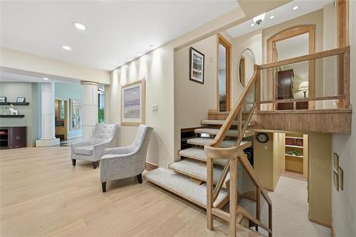 2020 Henderson Hwy, Winnipeg, MB - Indoor Photo Showing Other Room