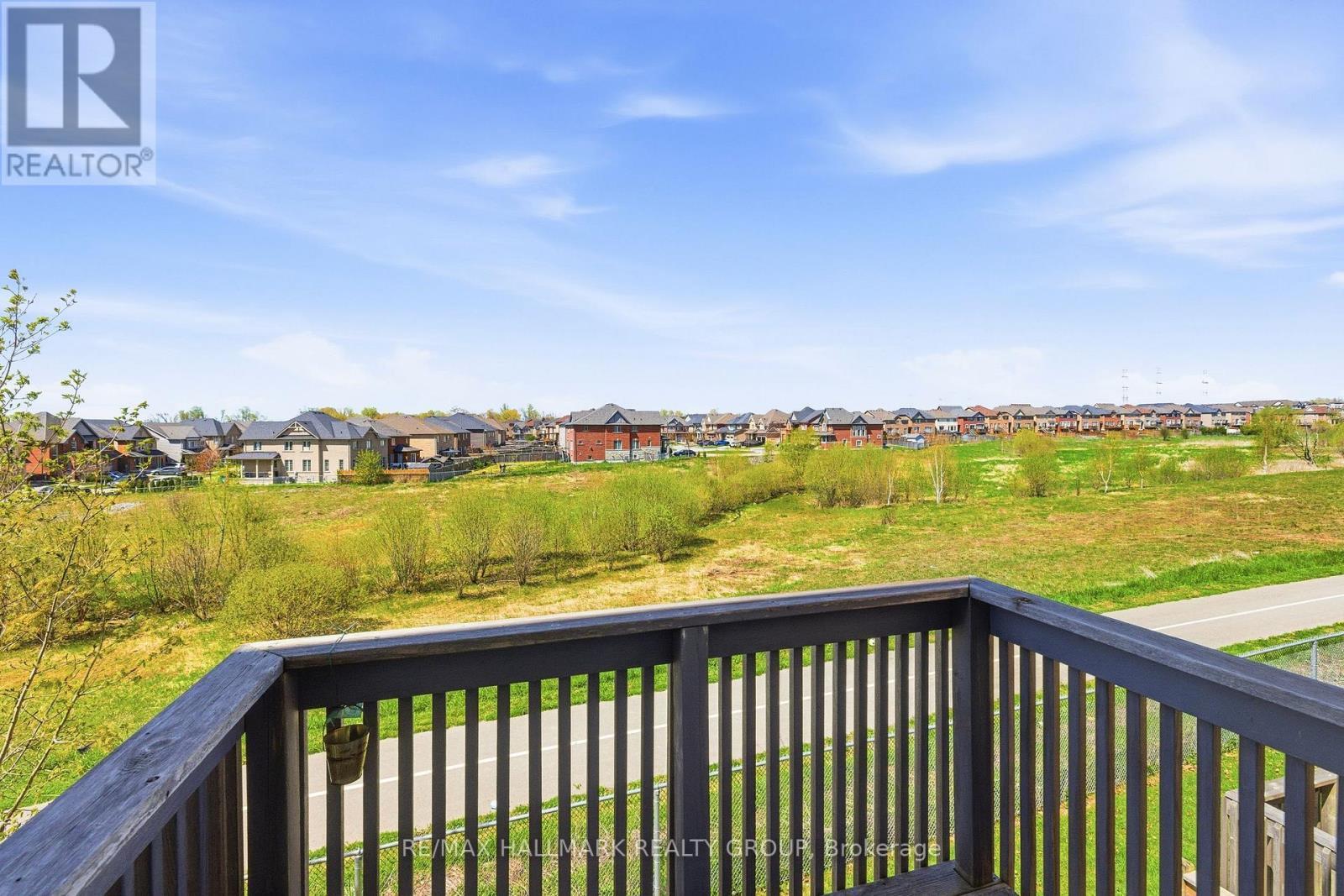 2464 Bromus Path, Oshawa (Windfields), ON - Outdoor