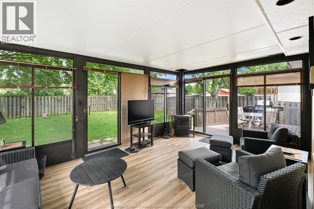 3537 Woodward Boulevard, Windsor, ON -