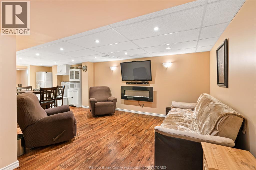 3537 Woodward Boulevard, Windsor, ON - Indoor