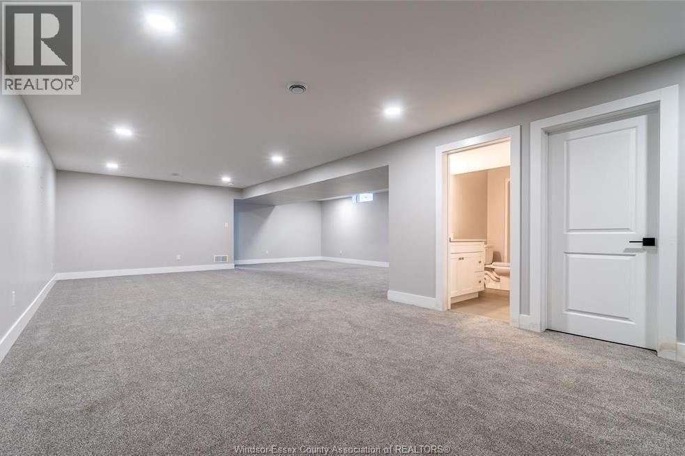 38 Bordeaux Place, Chatham, ON - Indoor