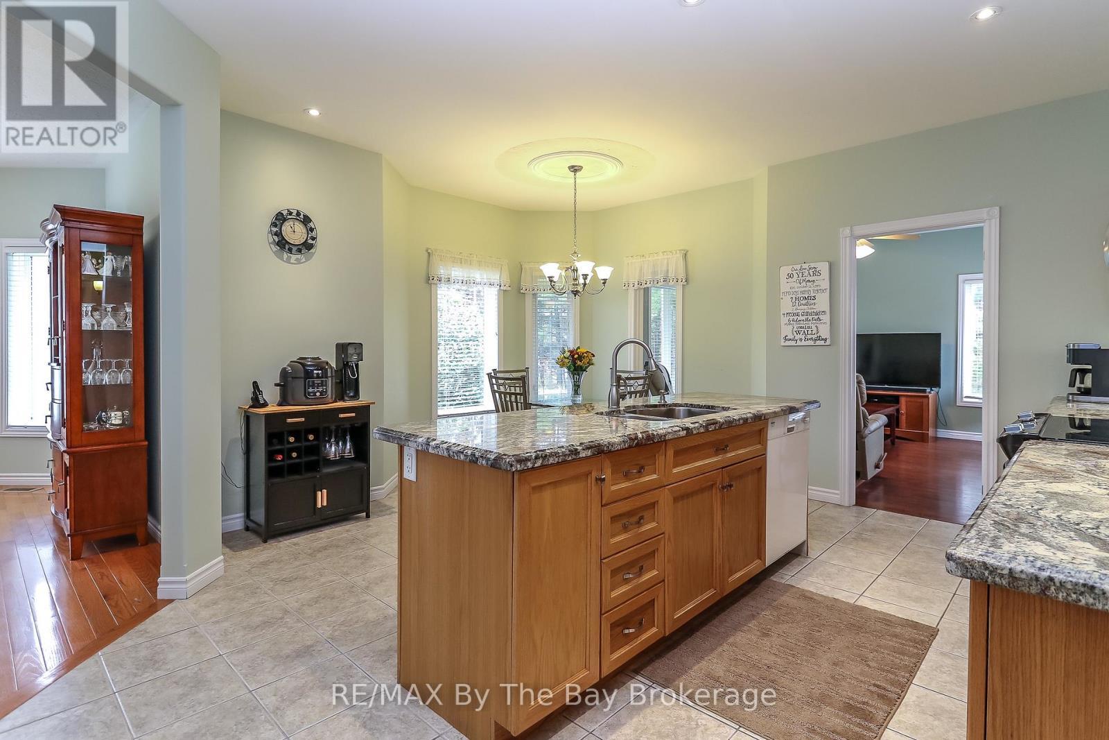 60 Martyn Drive, Wasaga Beach, ON - Indoor