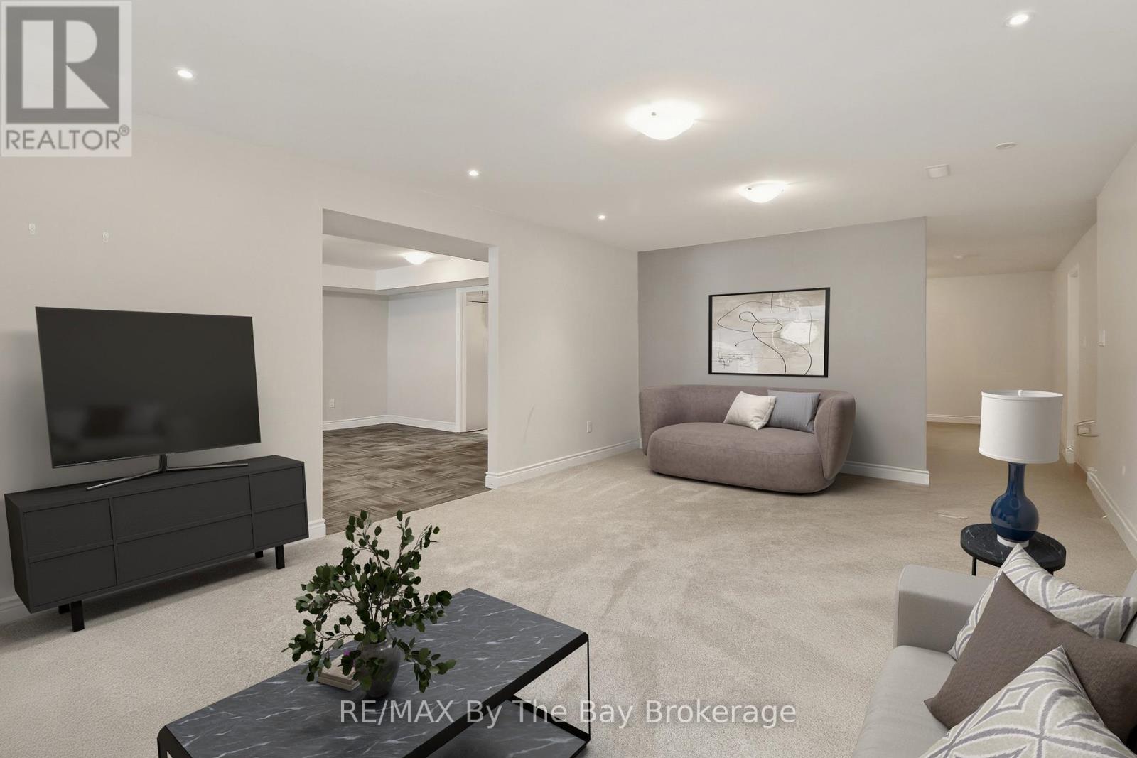 60 Martyn Drive, Wasaga Beach, ON - Indoor Photo Showing Living Room