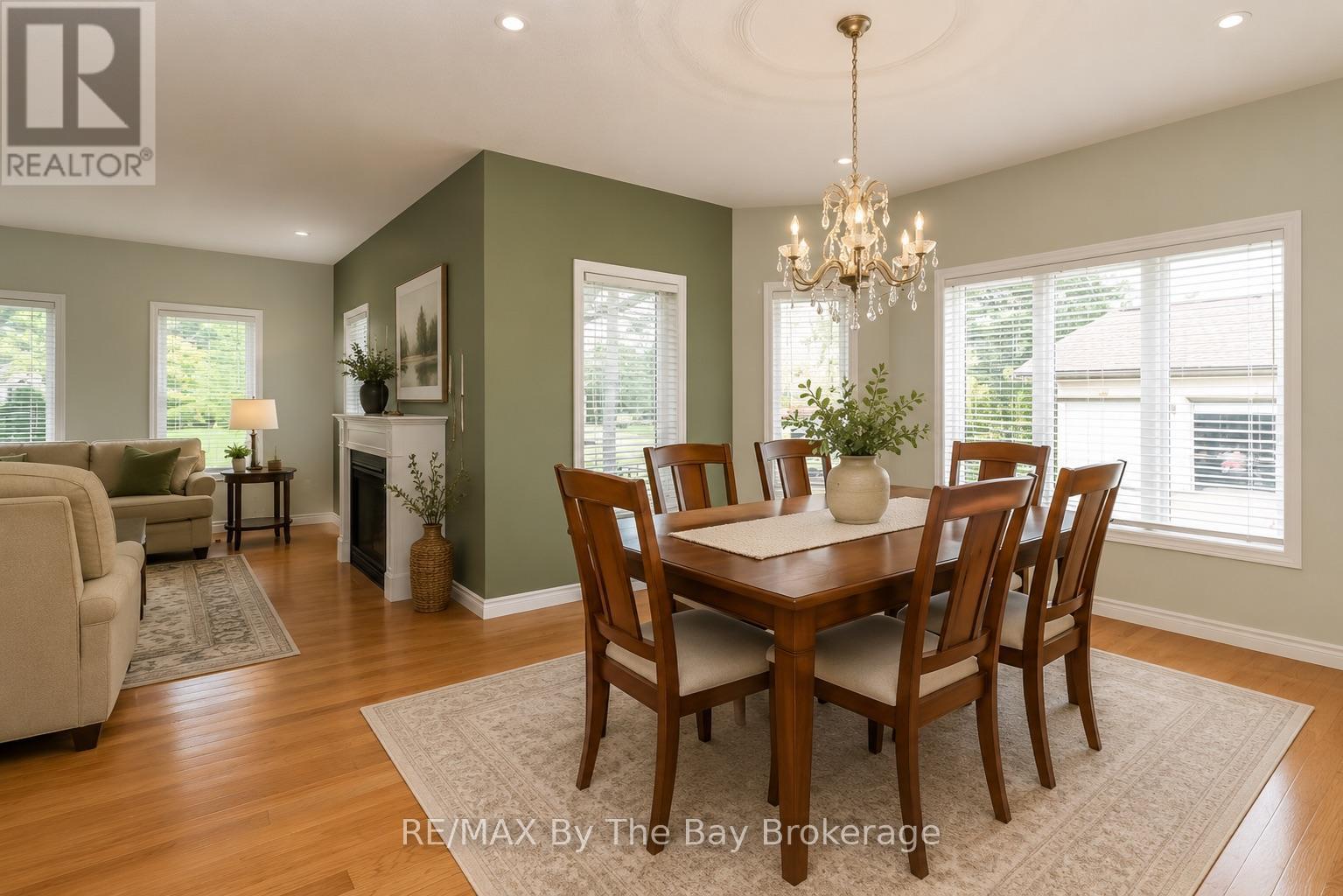 virtually staged - 60 Martyn Drive, Wasaga Beach, ON - Indoor Photo Showing Dining Room