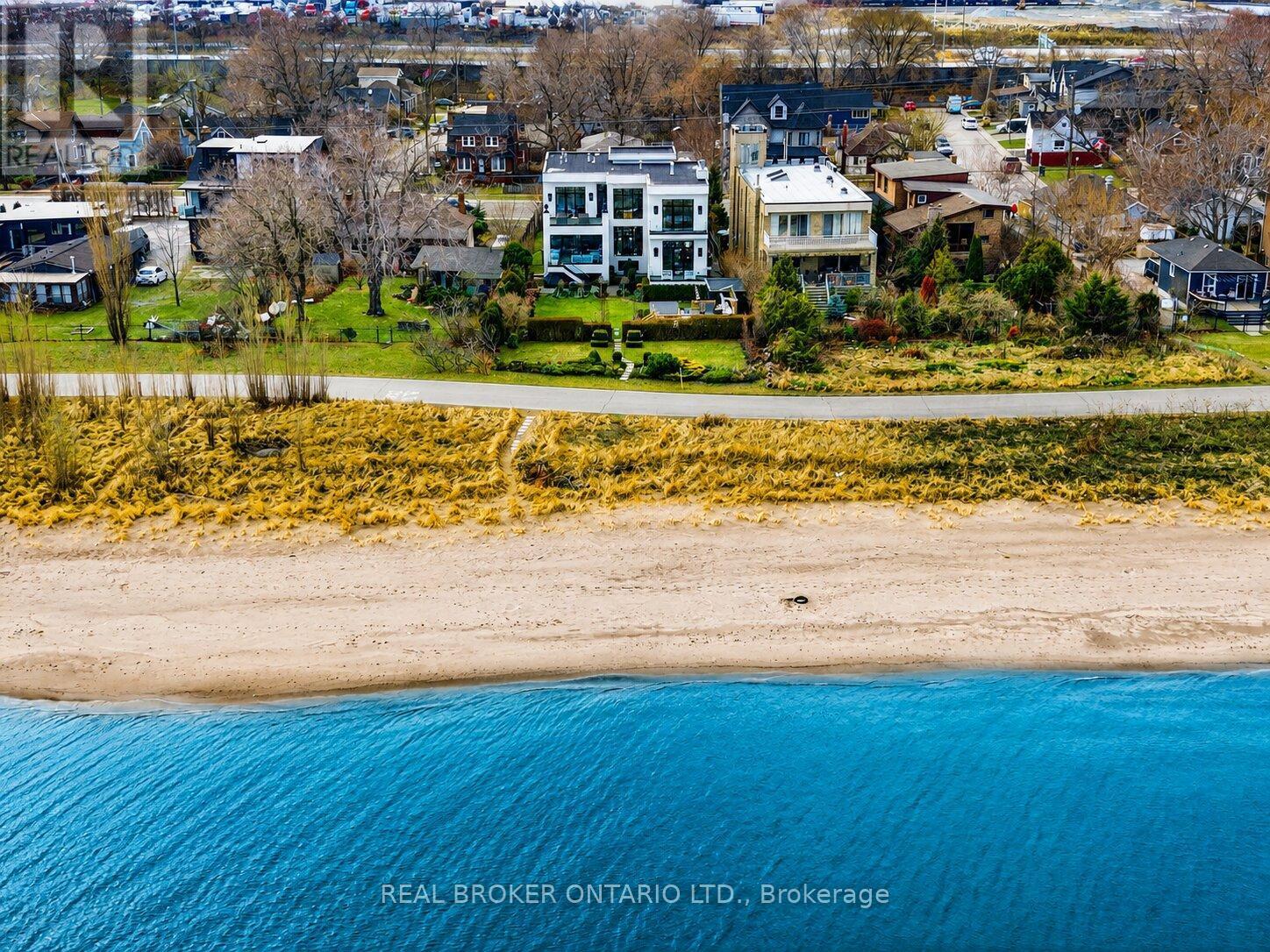 711 Beach Boulevard, Hamilton, ON - Outdoor With View