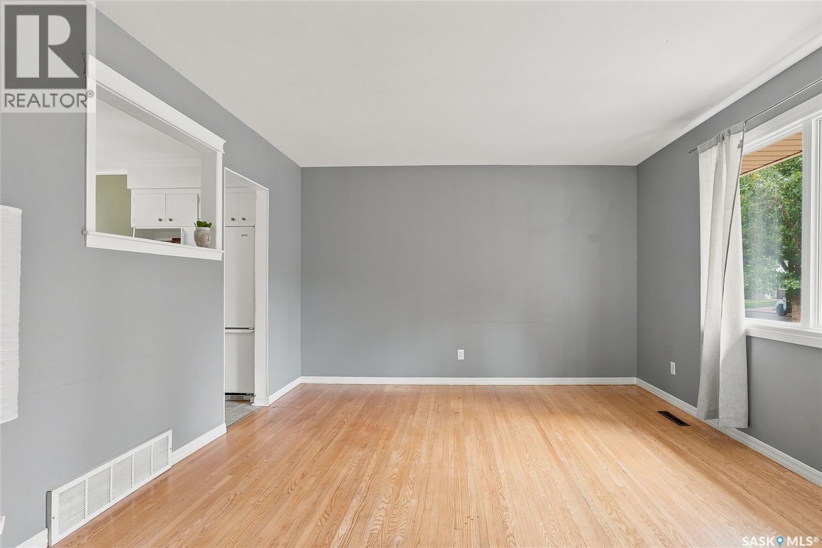 1309 I Avenue N, Saskatoon, SK - Indoor Photo Showing Other Room