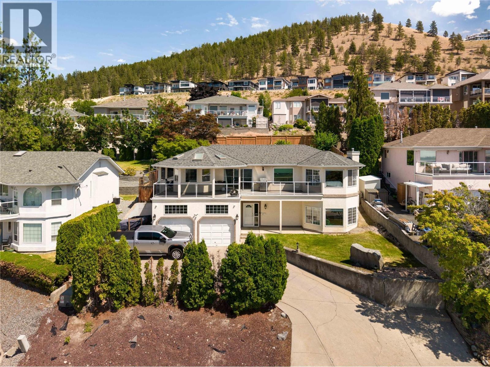877 Toovey Road, Kelowna, BC - Outdoor
