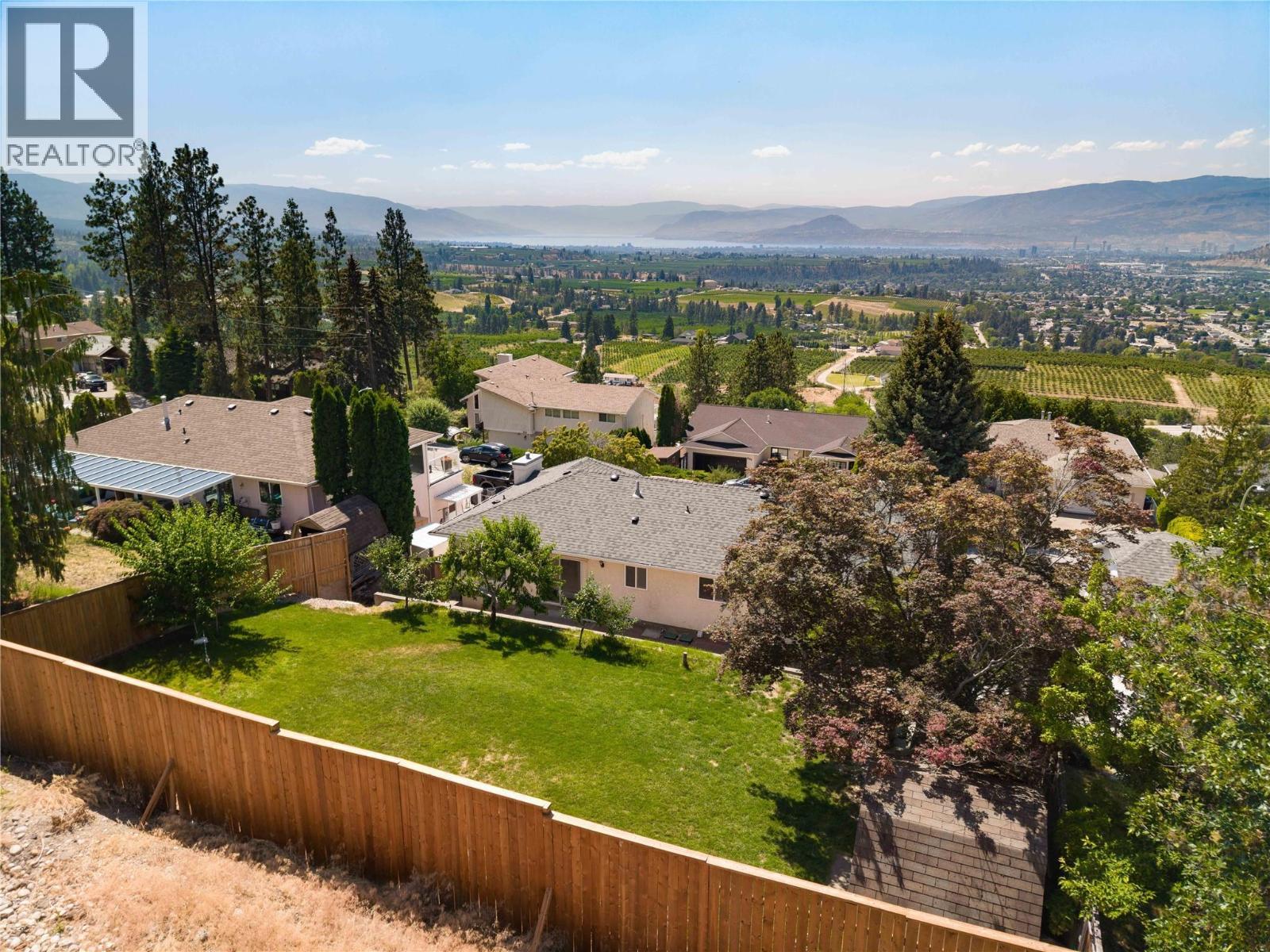 877 Toovey Road, Kelowna, BC - Outdoor With View