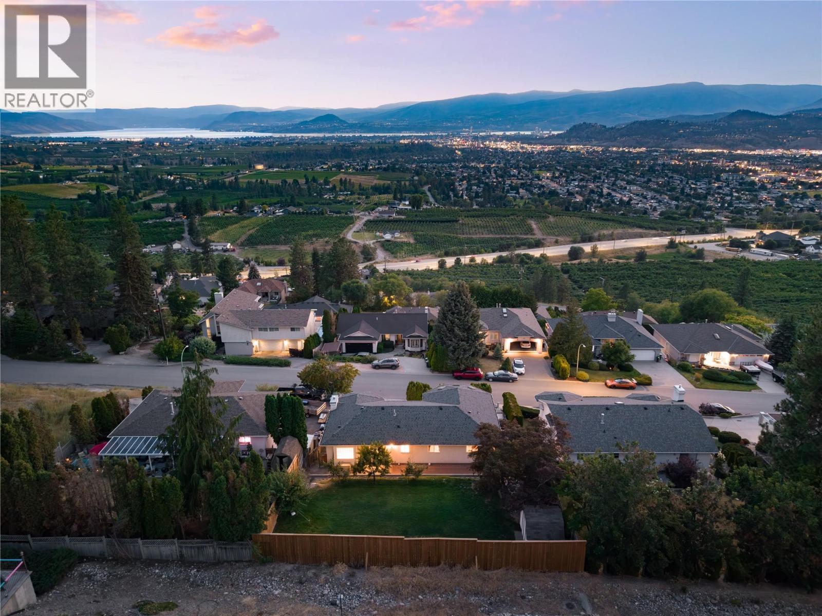 877 Toovey Road, Kelowna, BC - Outdoor With View