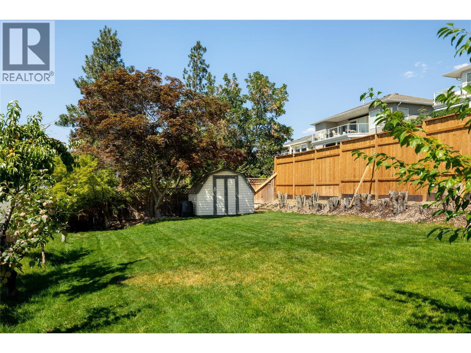 877 Toovey Road, Kelowna, BC - Outdoor