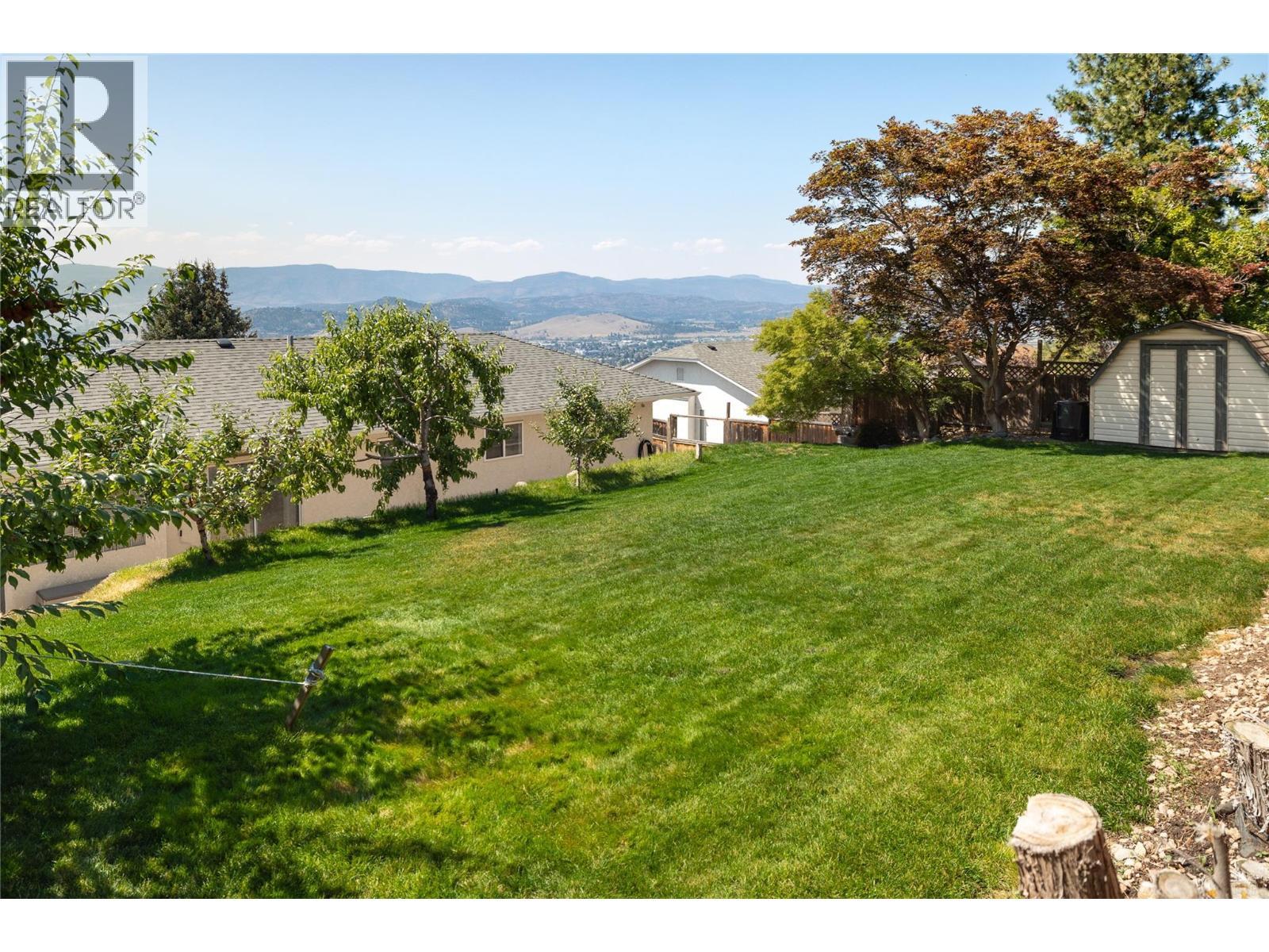 877 Toovey Road, Kelowna, BC - Outdoor
