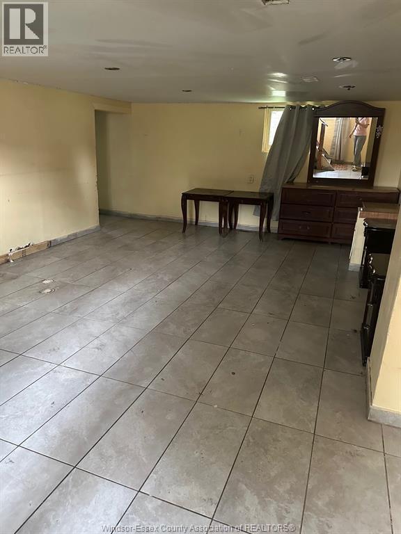 1495 Benjamin, Windsor, ON - Indoor Photo Showing Other Room