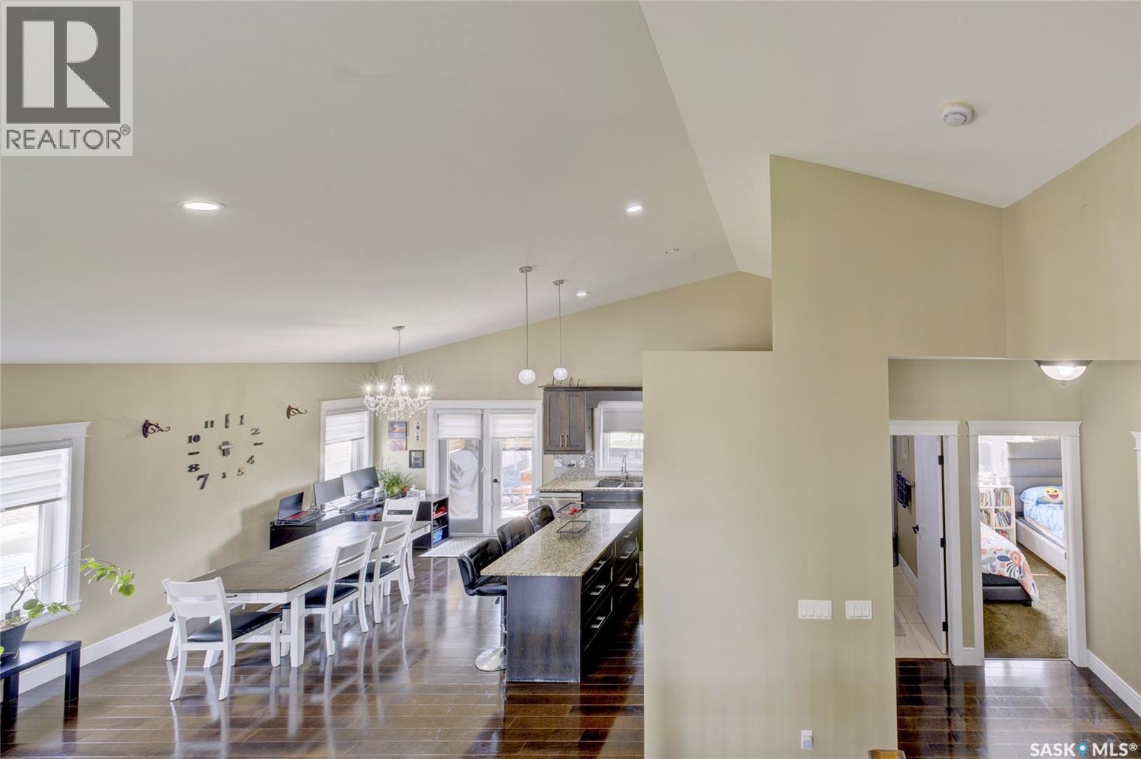 619 Maple Crescent, Warman, SK - Indoor