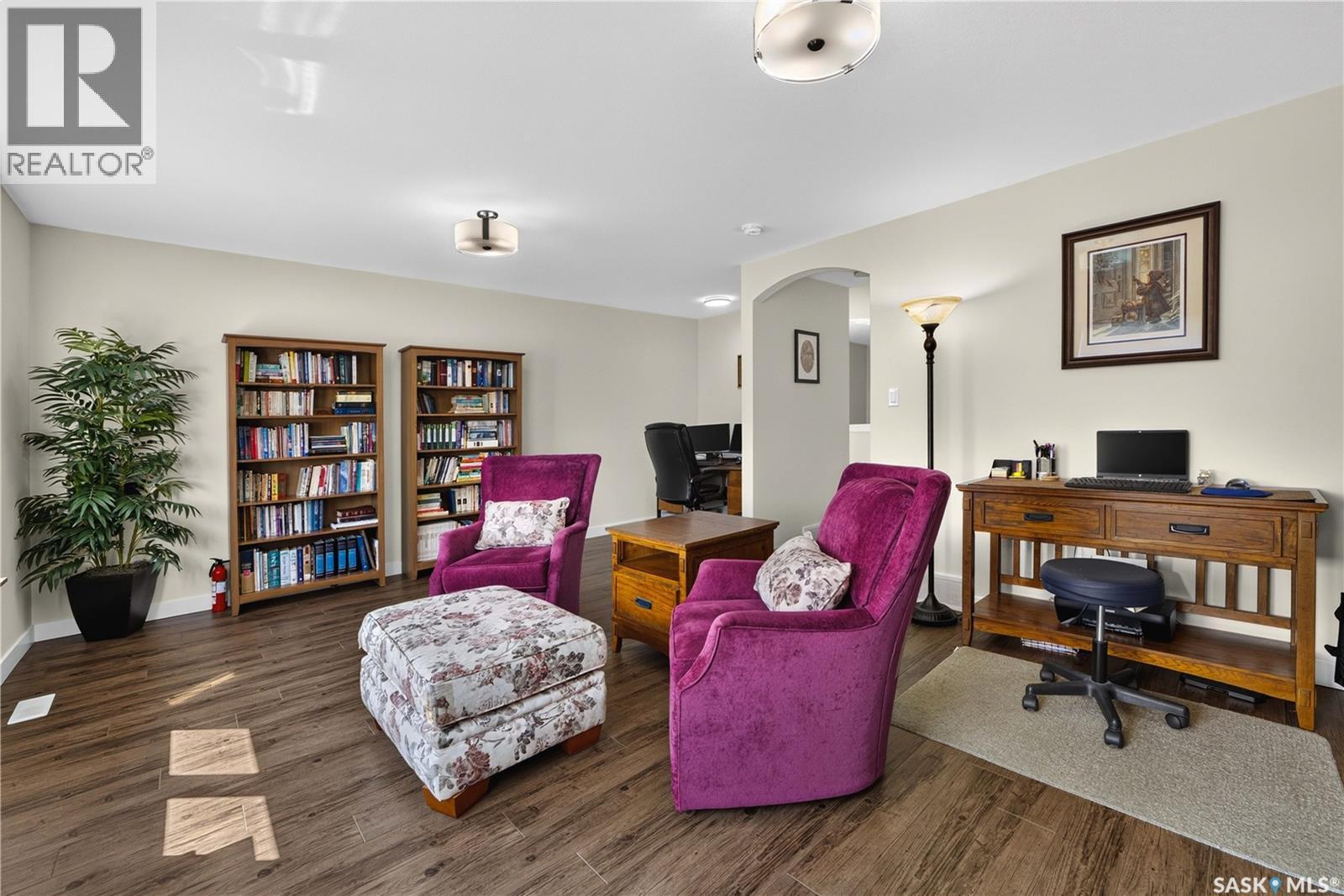 5157 Buckingham Drive E, Regina, SK - Indoor