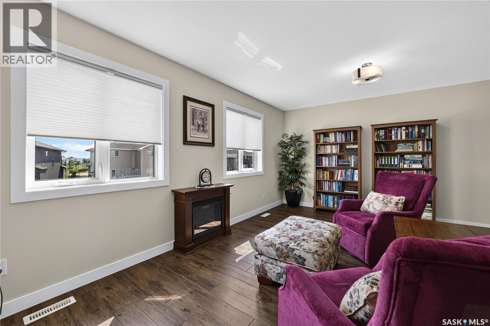 5157 Buckingham Drive E, Regina, SK - Indoor Photo Showing Other Room