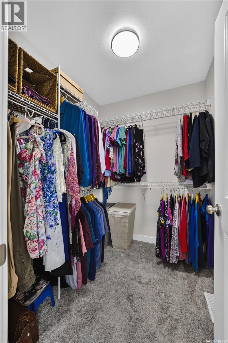 5157 Buckingham Drive E, Regina, SK - Indoor With Storage