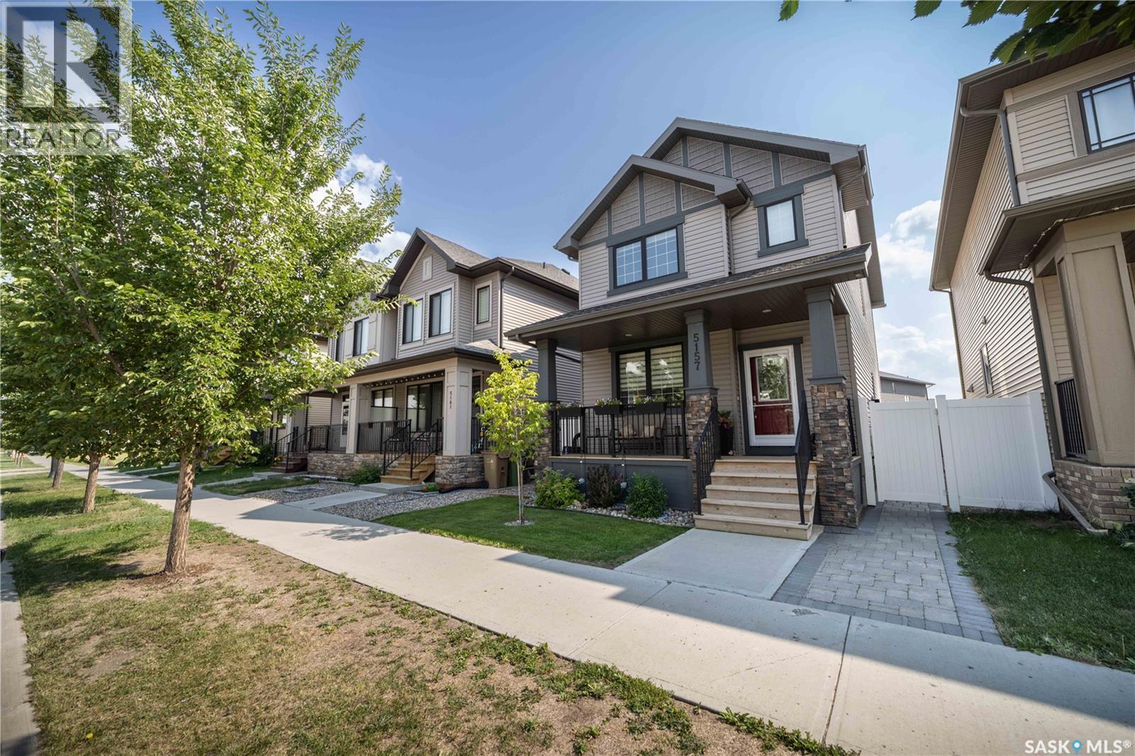 5157 Buckingham Drive E, Regina, SK - Outdoor With Deck Patio Veranda With Facade