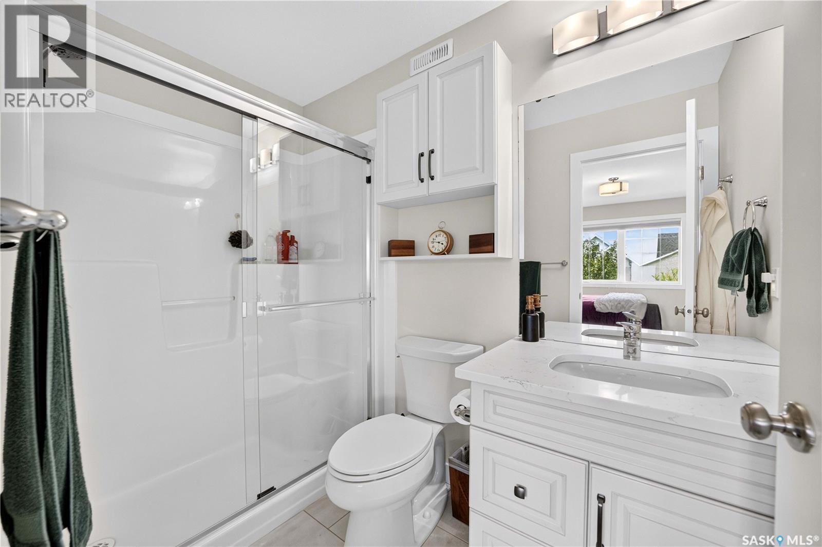 5157 Buckingham Drive E, Regina, SK - Indoor Photo Showing Bathroom