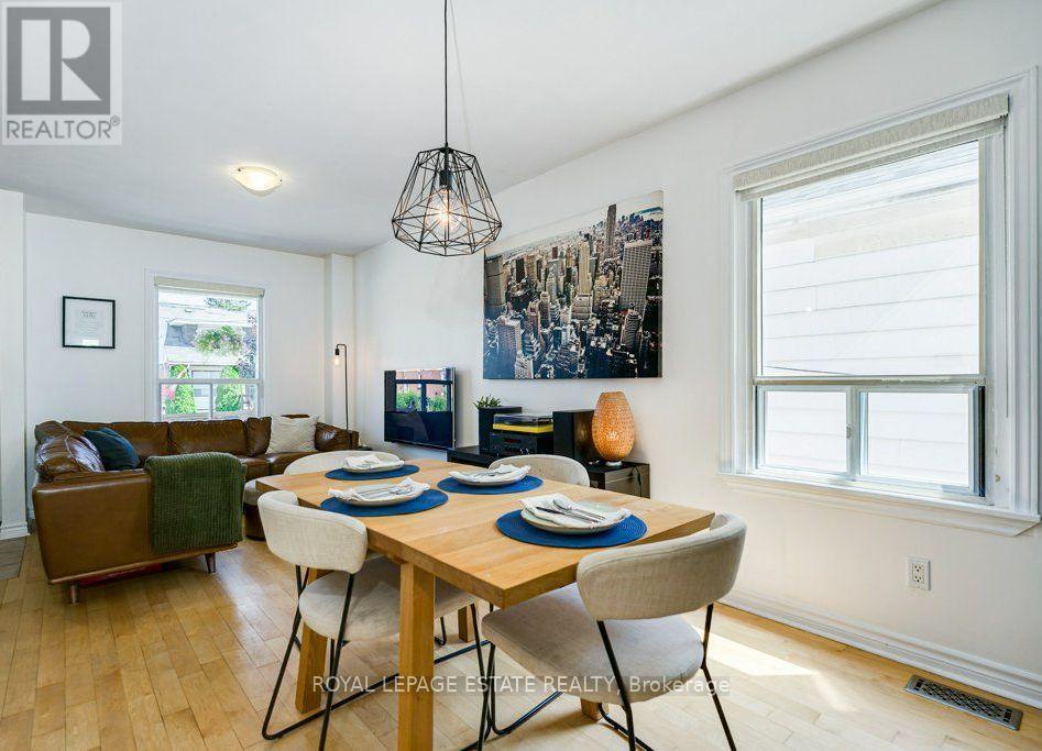 82 August Avenue, Toronto, ON - Indoor Photo Showing Dining Room