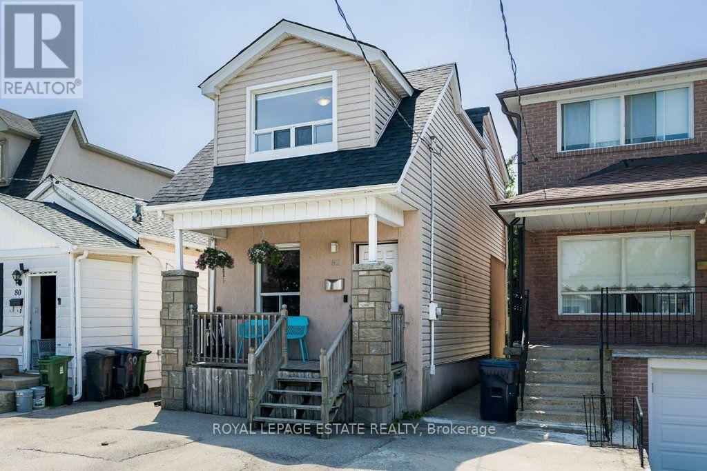 82 August Avenue, Toronto, ON - Outdoor