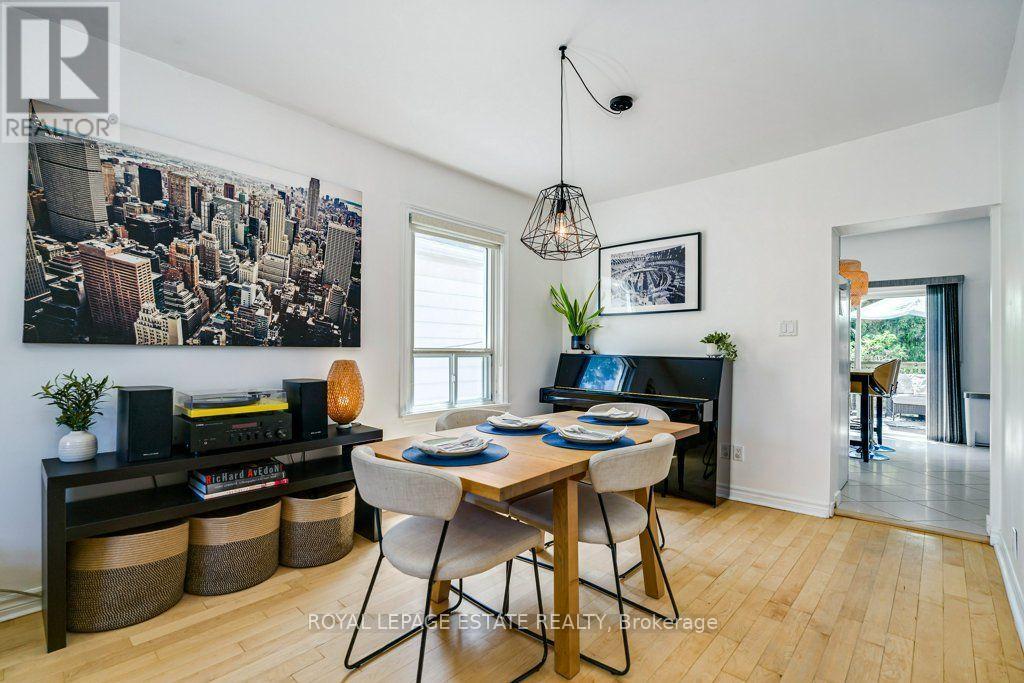 82 August Avenue, Toronto, ON - Indoor Photo Showing Dining Room