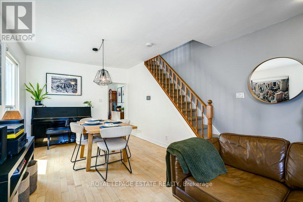 82 August Avenue, Toronto, ON - Indoor