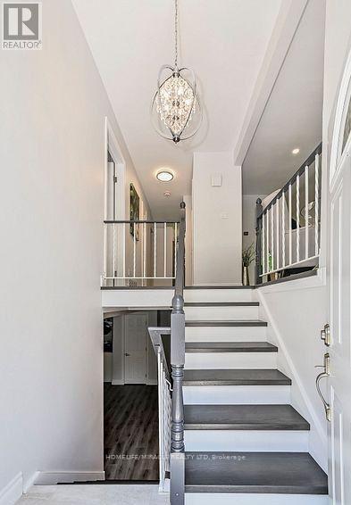 146 Coach Hill Drive, Kitchener, ON - Indoor Photo Showing Other Room