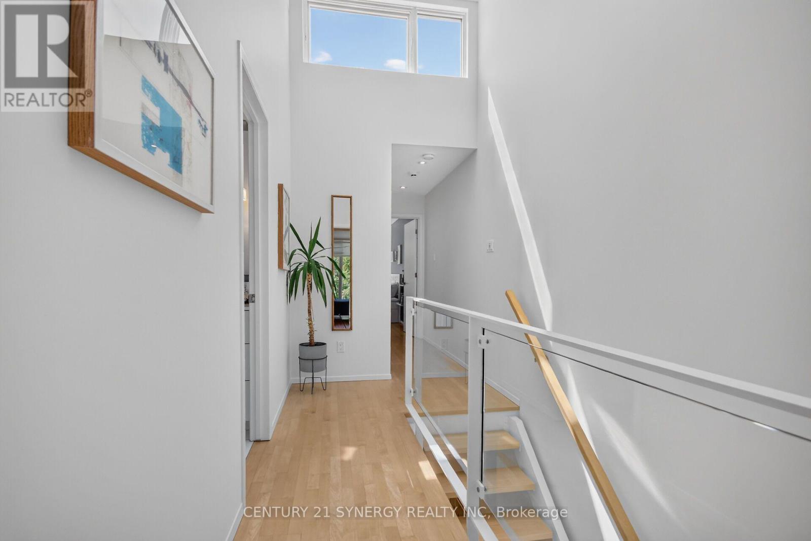 24 Stonehurst Avenue, Ottawa, ON - Indoor Photo Showing Other Room