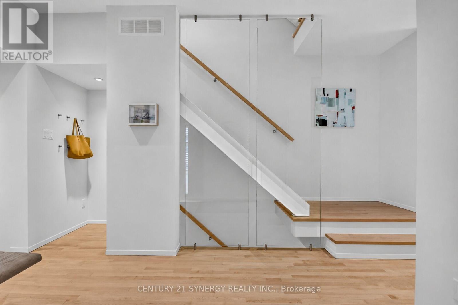 24 Stonehurst Avenue, Ottawa, ON - Indoor Photo Showing Other Room
