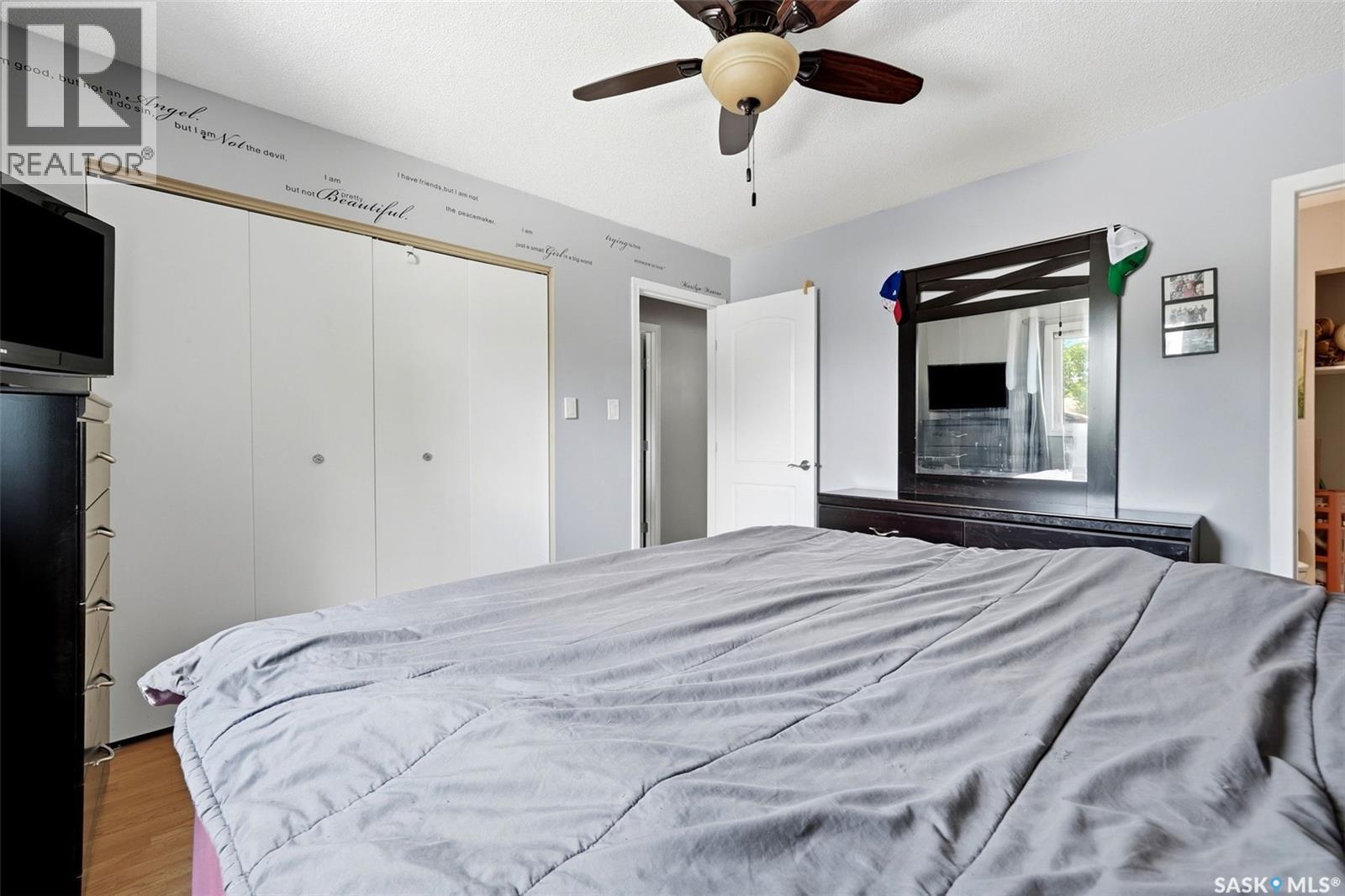 22 Salemka Crescent, Regina, SK - Indoor Photo Showing Bedroom