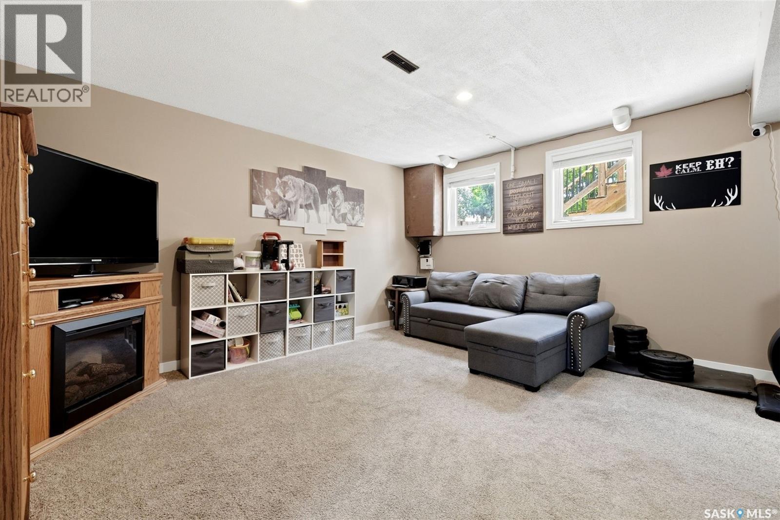 22 Salemka Crescent, Regina, SK - Indoor