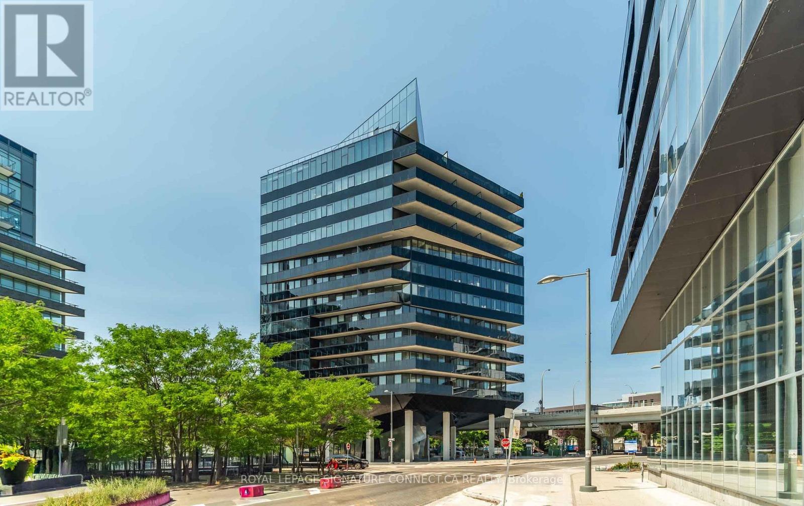 910 - 21 Lawren Harris Square, Toronto, ON - Outdoor