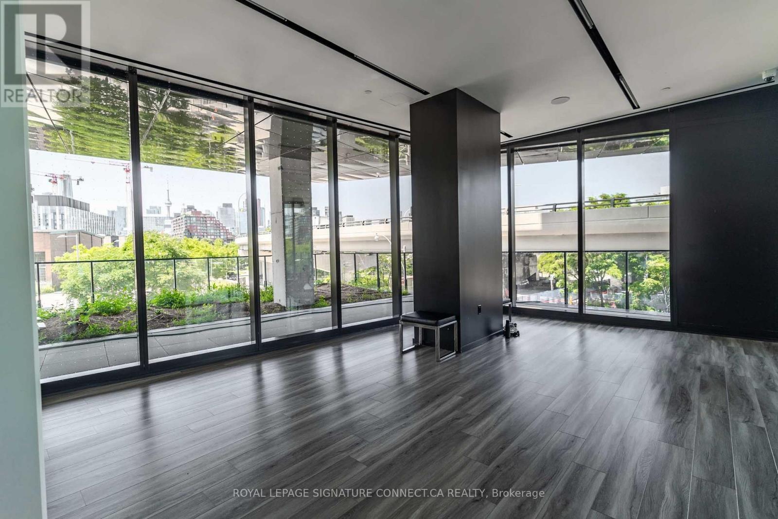 910 - 21 Lawren Harris Square, Toronto, ON - Indoor Photo Showing Other Room