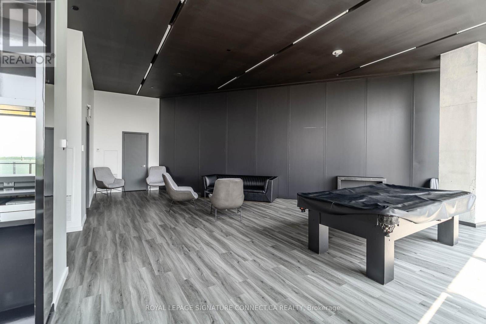 910 - 21 Lawren Harris Square, Toronto, ON - Indoor Photo Showing Other Room