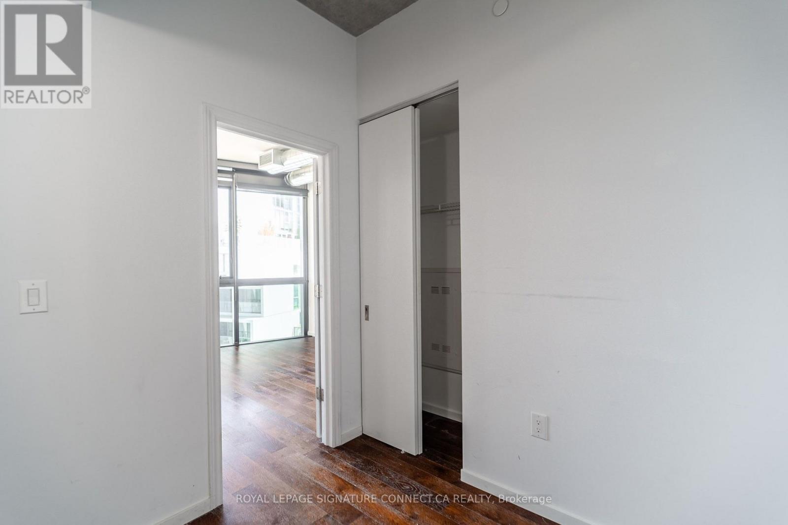 910 - 21 Lawren Harris Square, Toronto, ON - Indoor Photo Showing Other Room