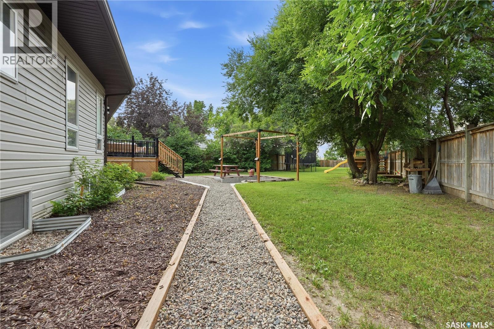 306 Valleyview Boulevard, Caronport, SK - Outdoor
