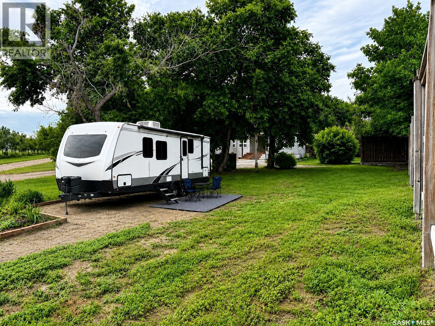 306 Valleyview Boulevard, Caronport, SK - Outdoor