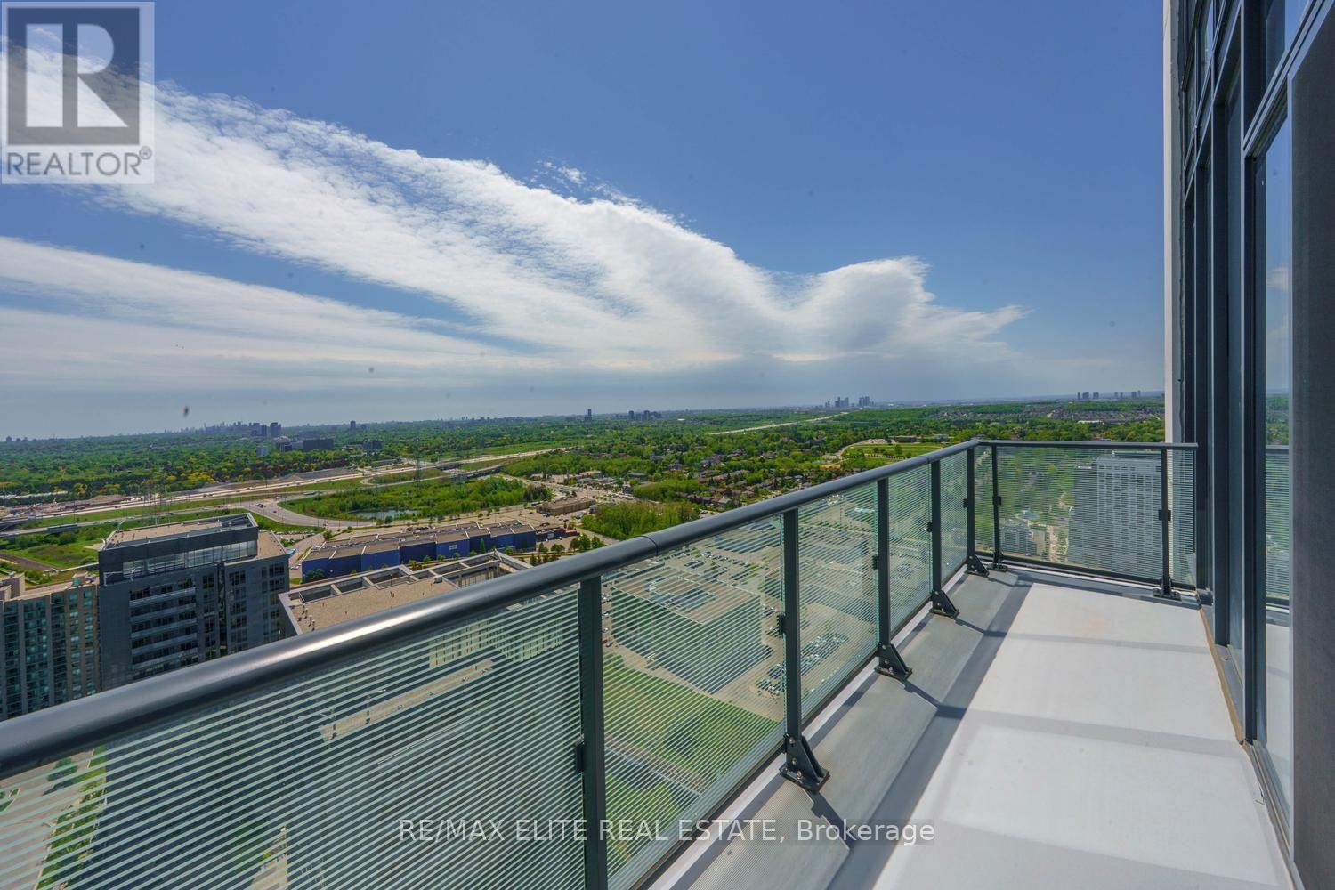 Ph 10 - 105 Oneida Crescent, Richmond Hill, ON - Outdoor With View